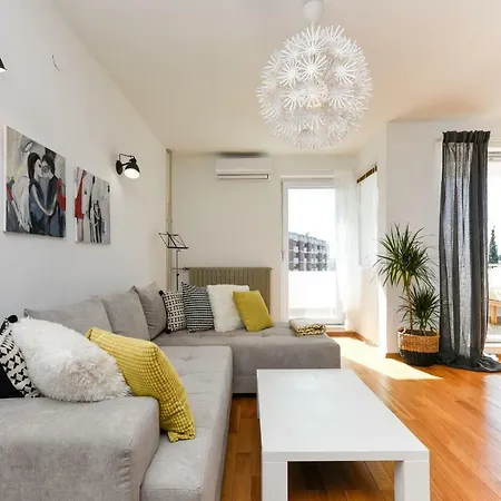 Apartment Mareta *