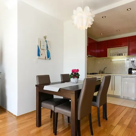 Mareta Apartment *